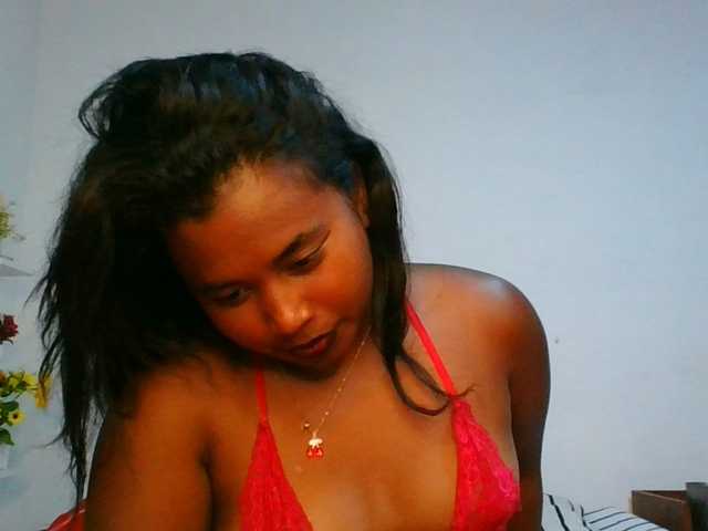 Pauliemarie live cam on BongaCams
