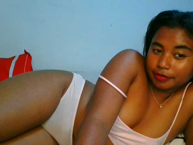Pauliemarie live cam on BongaCams