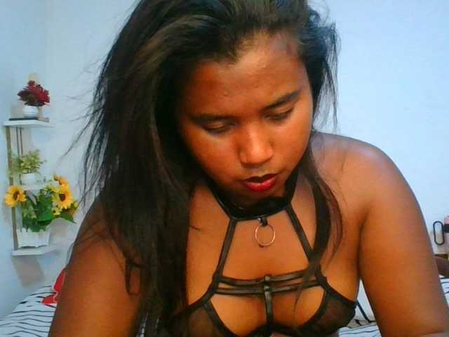 Pauliemarie live cam on BongaCams