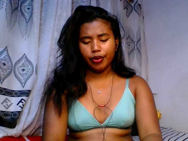 Pauliemarie live cam on BongaCams