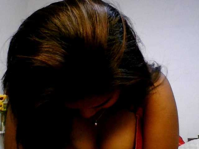 Pauliemarie live cam on BongaCams