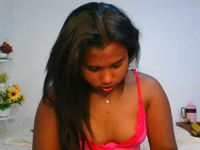 Pauliemarie live cam on BongaCams