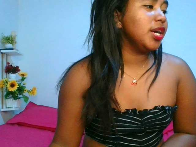 Pauliemarie live cam on BongaCams