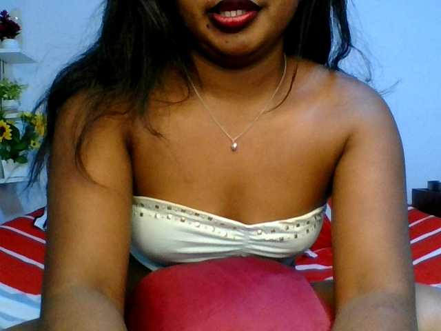 Pauliemarie live cam on BongaCams