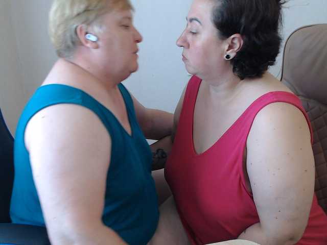 XMollyJaneEX live webcam show