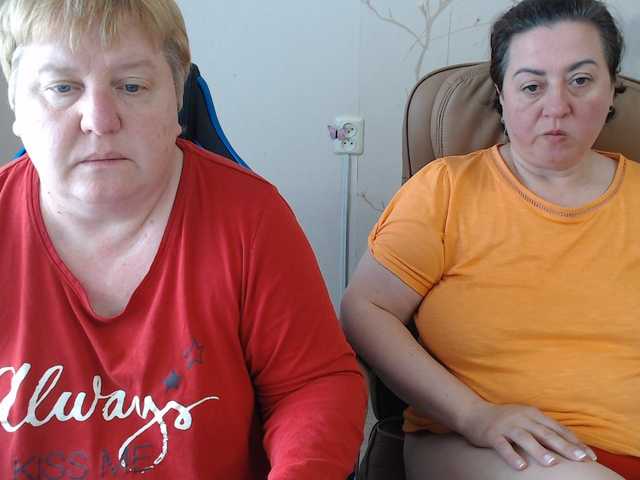XMollyJaneEX live cam on BongaCams