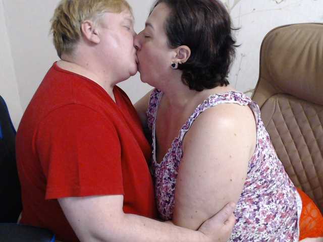 XMollyJaneEX live webcam show