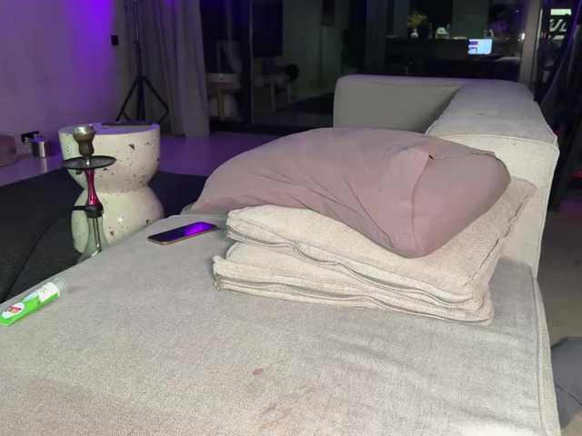 goldenalinee live cam on BongaCams