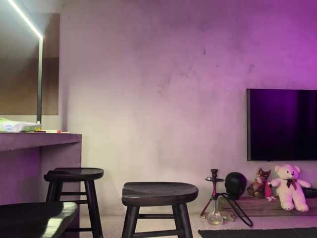 goldenalinee live cam on BongaCams
