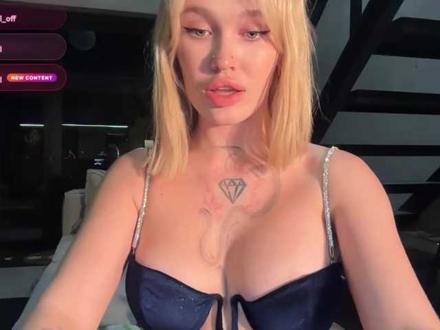 goldenalinee live cam on BongaCams