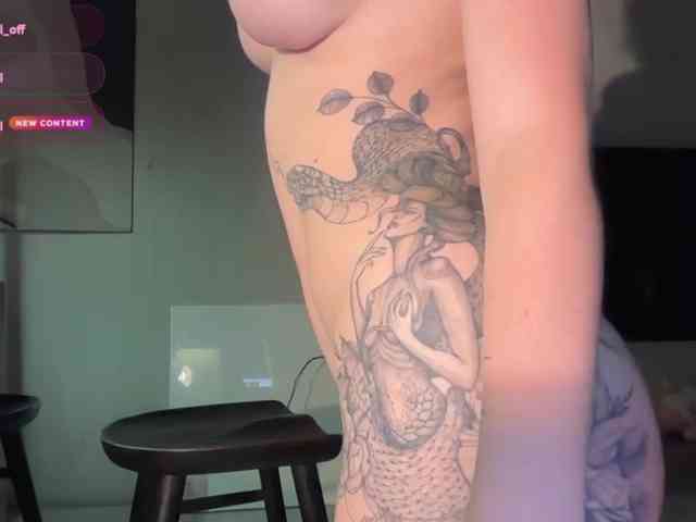 goldenalinee webcam
