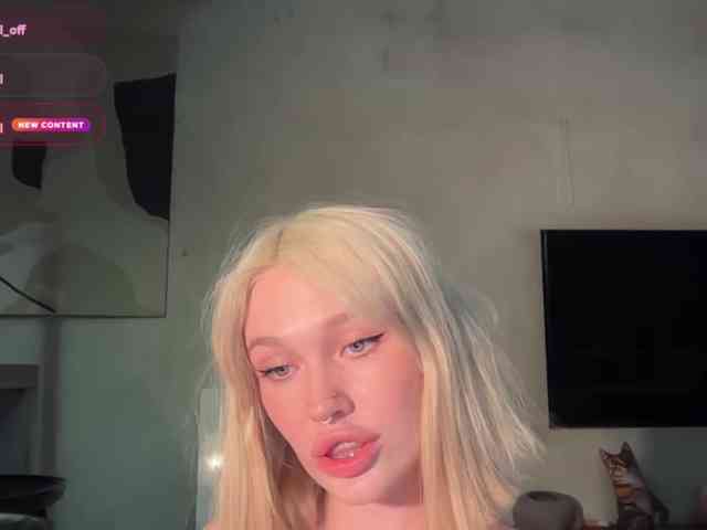 goldenalinee webcam