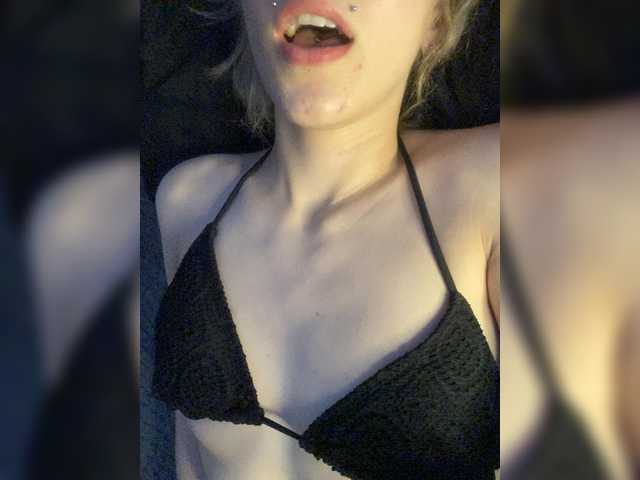 ReneYolker live webcam show