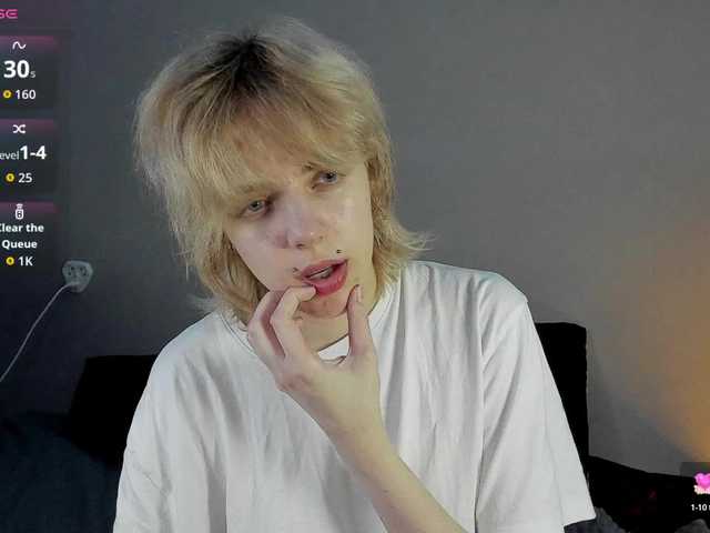 ReneYolker live cam on BongaCams