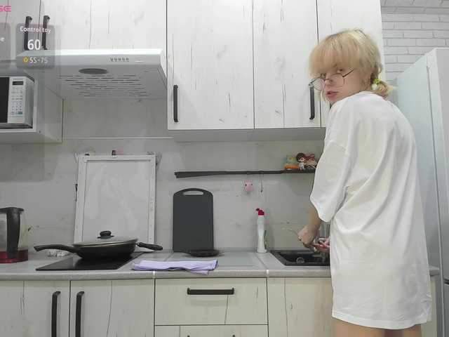 ReneYolker live cam on BongaCams