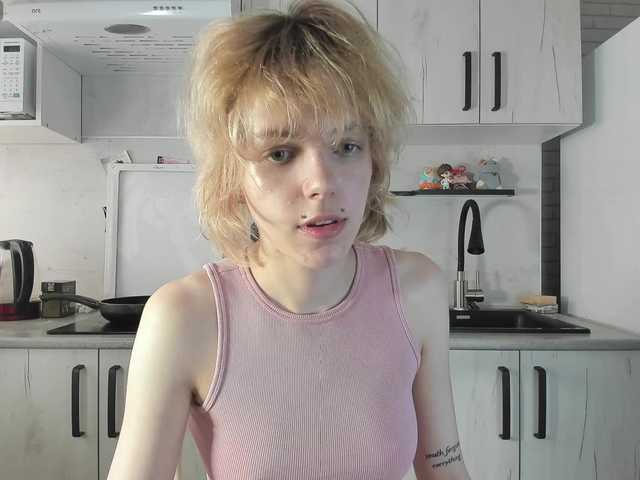 ReneYolker live cam on BongaCams