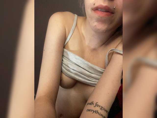 ReneYolker live cam on BongaCams