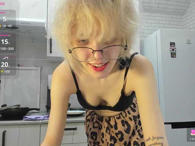 ReneYolker live cam on BongaCams