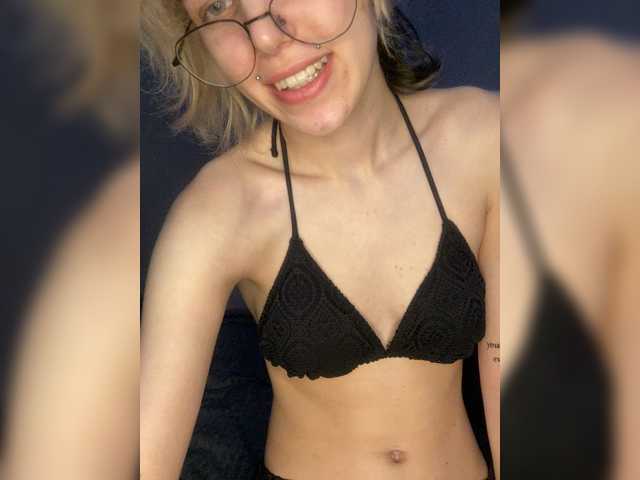 ReneYolker live webcam show