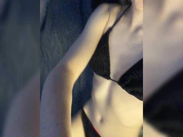 ReneYolker cam en directo en BongaCams