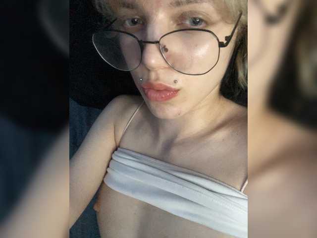ReneYolker live cam on BongaCams