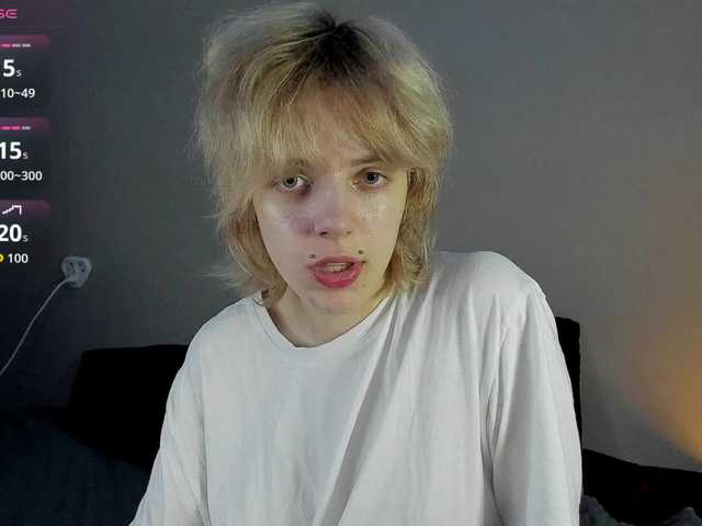 ReneYolker live cam on BongaCams