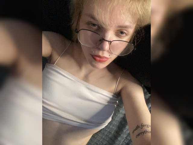 ReneYolker live cam on BongaCams