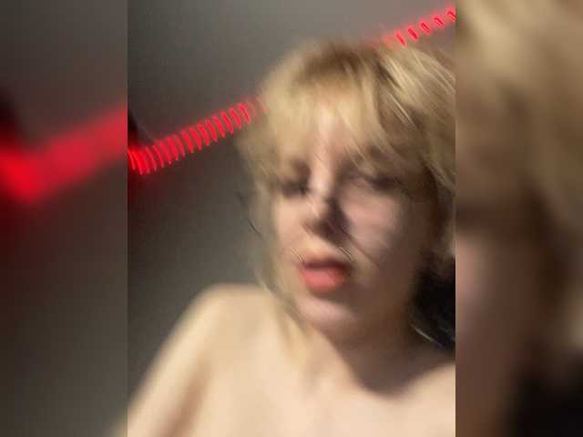 ReneYolker live cam on BongaCams