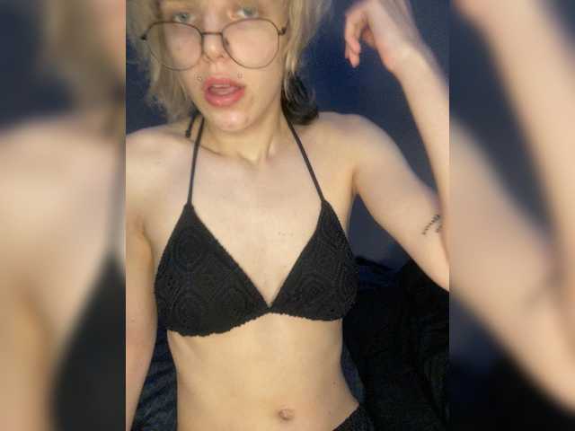 ReneYolker live cam on BongaCams
