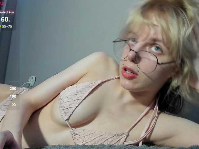 ReneYolker live cam on BongaCams