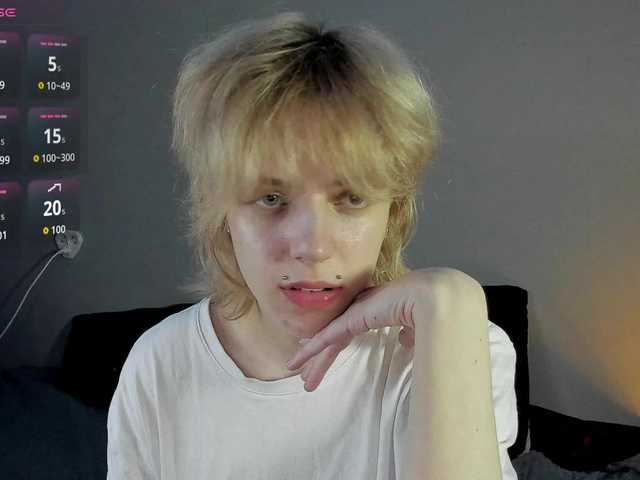 ReneYolker live cam on BongaCams