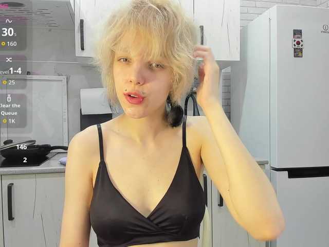 ReneYolker live cam on BongaCams