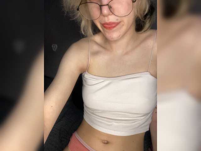 ReneYolker live cam on BongaCams