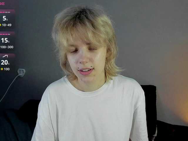 ReneYolker live cam on BongaCams