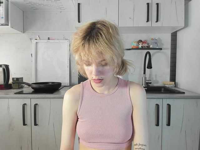 ReneYolker live cam on BongaCams