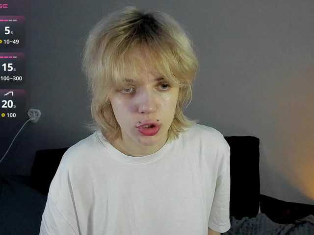 ReneYolker live cam on BongaCams
