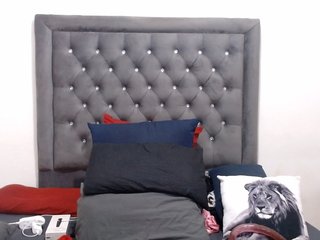 ChocSexcBeast's Live Webcam