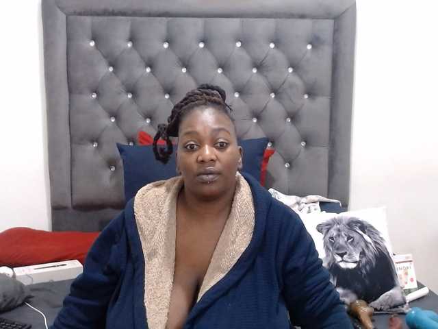 ChocSexcBeast live cam preview