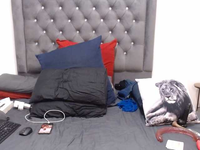 ChocSexcBeast live cam preview