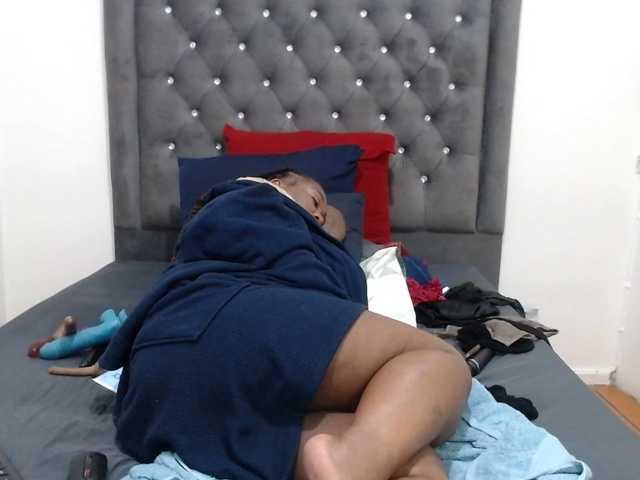 ChocSexcBeast's BongaCams show and profile