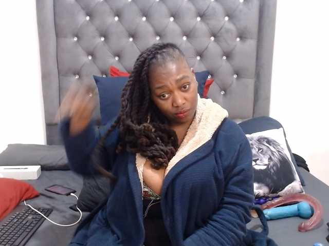ChocSexcBeast live cam preview