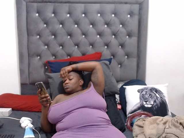 ChocSexcBeast live cam preview