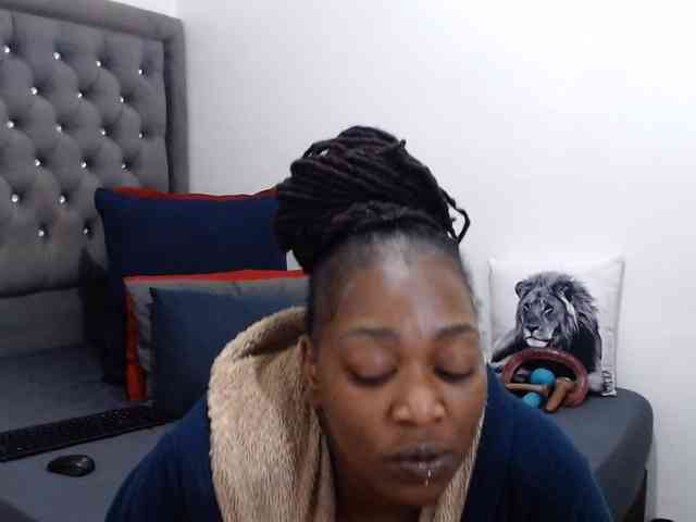 ChocSexcBeast webcam