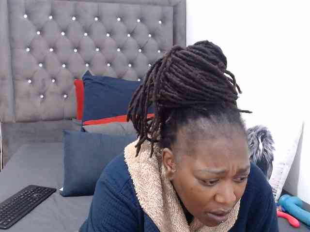 ChocSexcBeast webcam