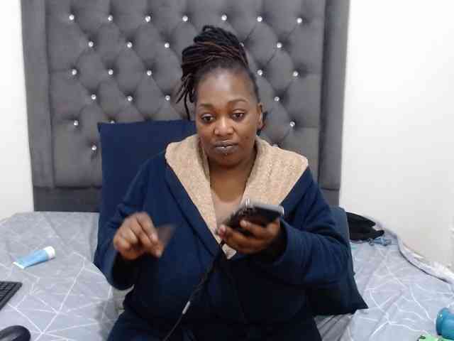 ChocSexcBeast webcam