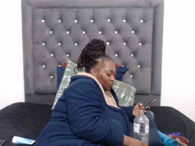 ChocSexcBeast webcam