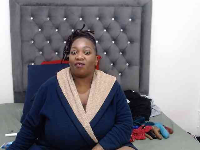 ChocSexcBeast webcam