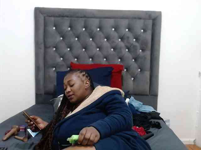 ChocSexcBeast webcam