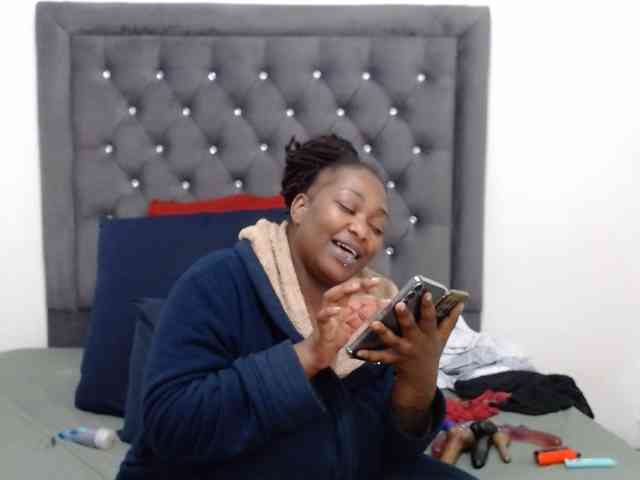 ChocSexcBeast webcam