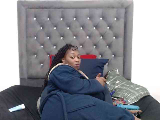 ChocSexcBeast webcam